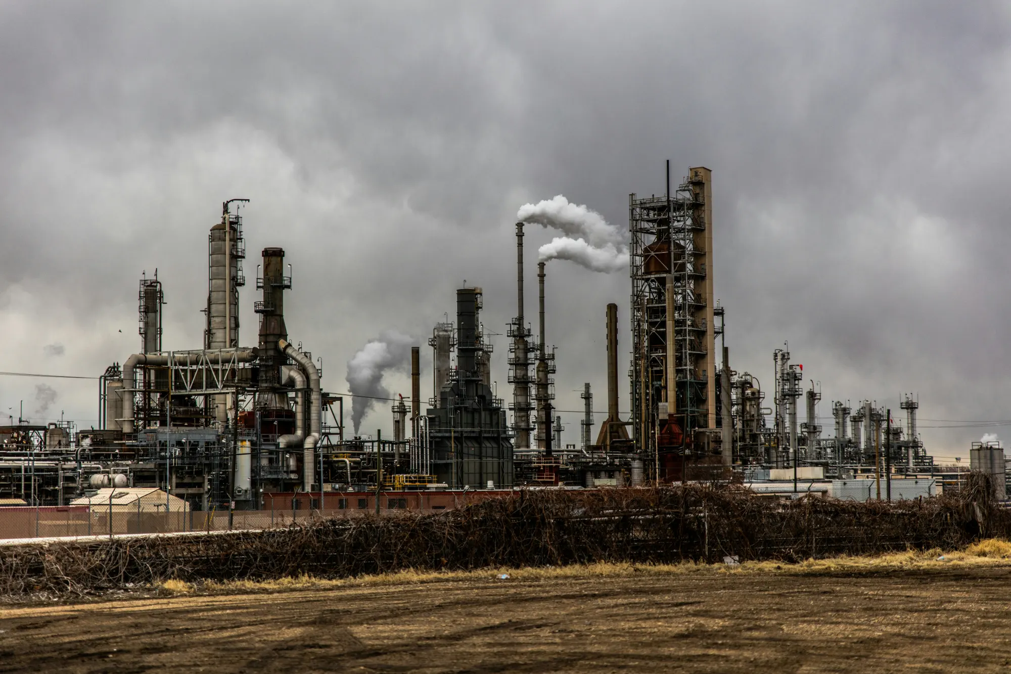 Refinery and process plant at dusk
